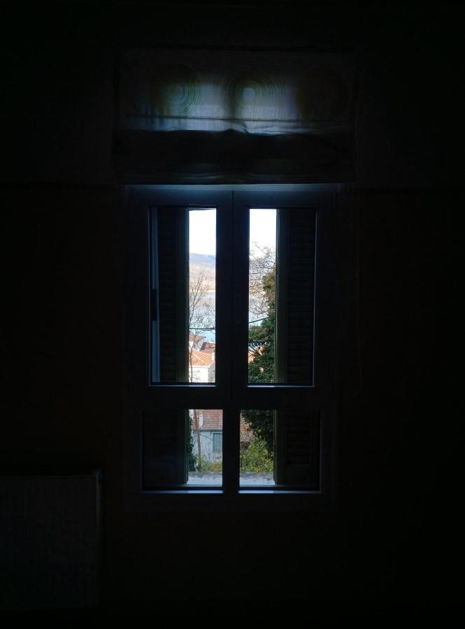 Room "Honeybee" In A Neoclassical House Kesriye Dış mekan fotoğraf
