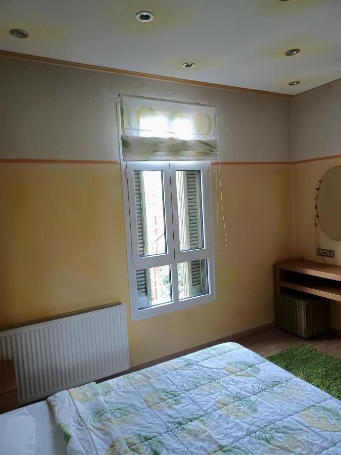 Room "Honeybee" In A Neoclassical House Kesriye Dış mekan fotoğraf